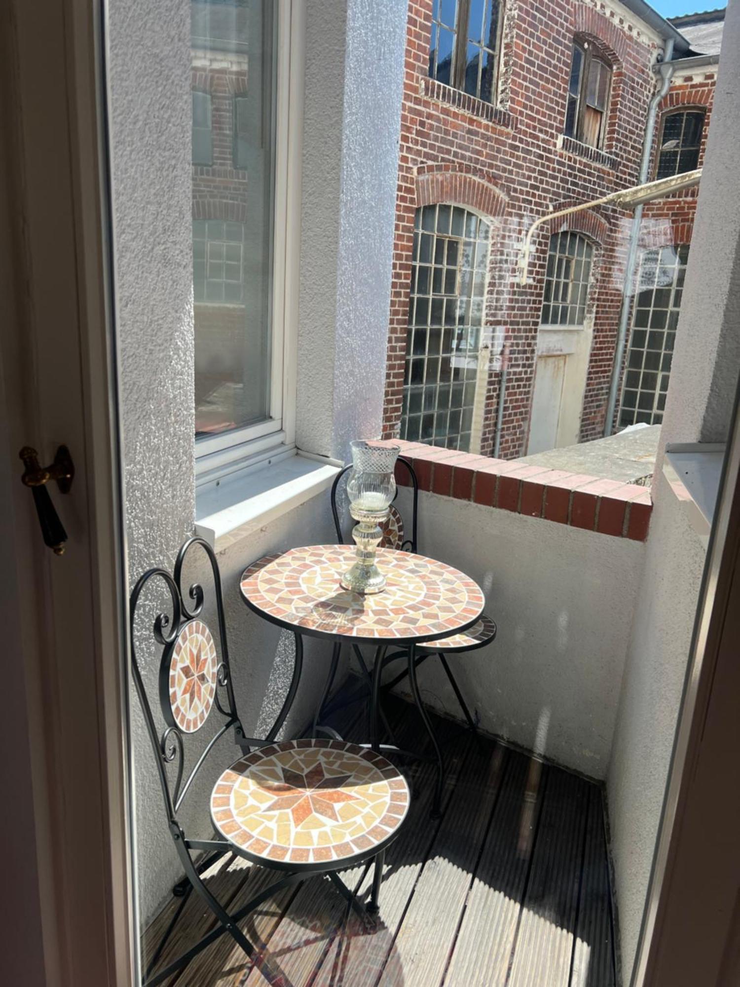 Apartment Exklusive 2 Zimmerwohnung Im Nostalgischen Stil Nahe Der Limburger Altstadt